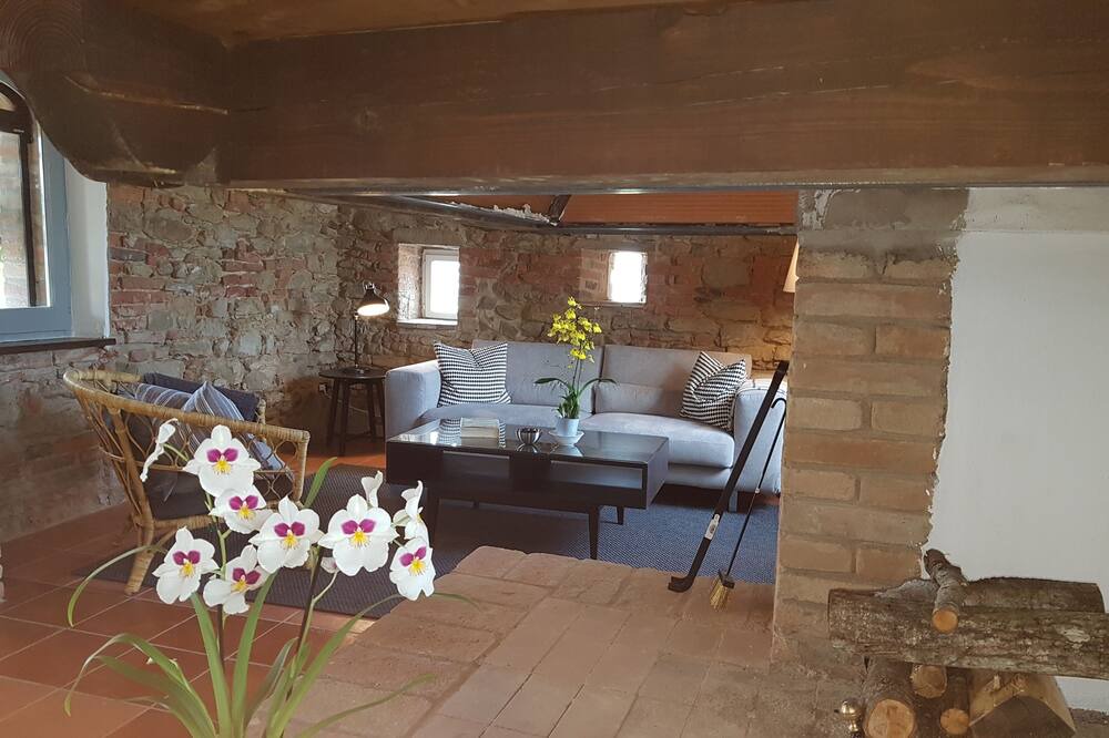 Photo of Livingroom in Panicale