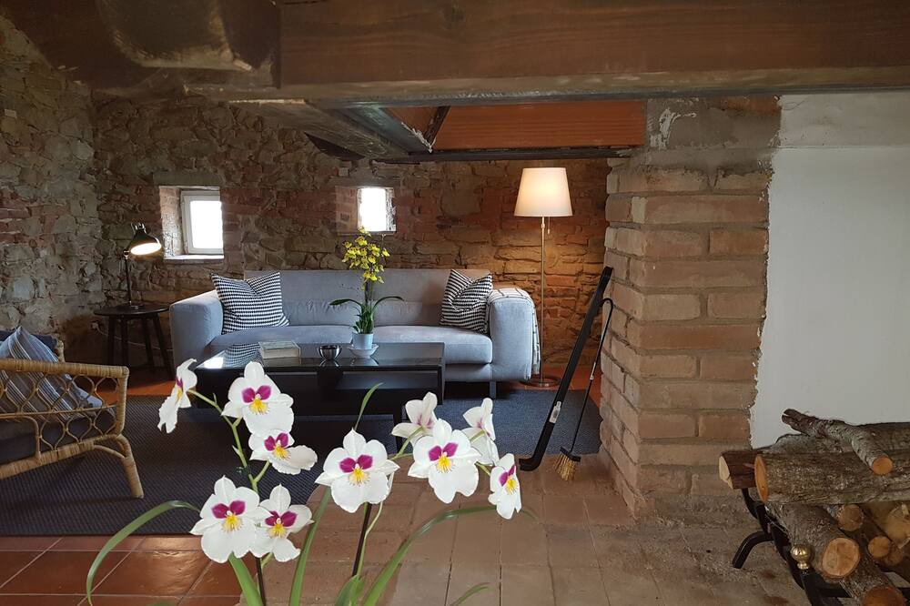 Photo of Livingroom in Panicale