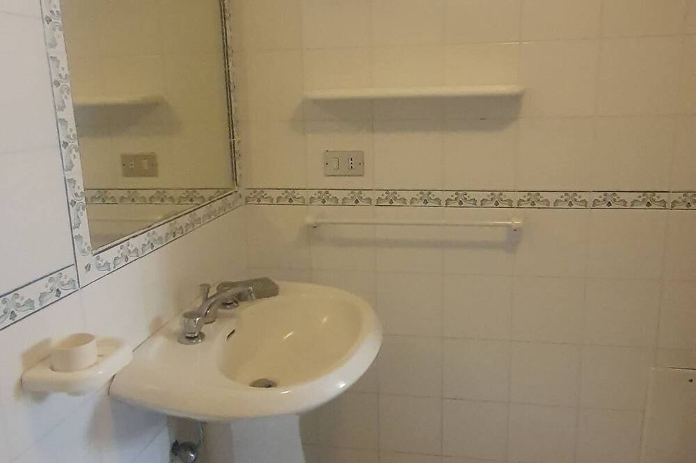 Photo of Bathroom in Castellabate