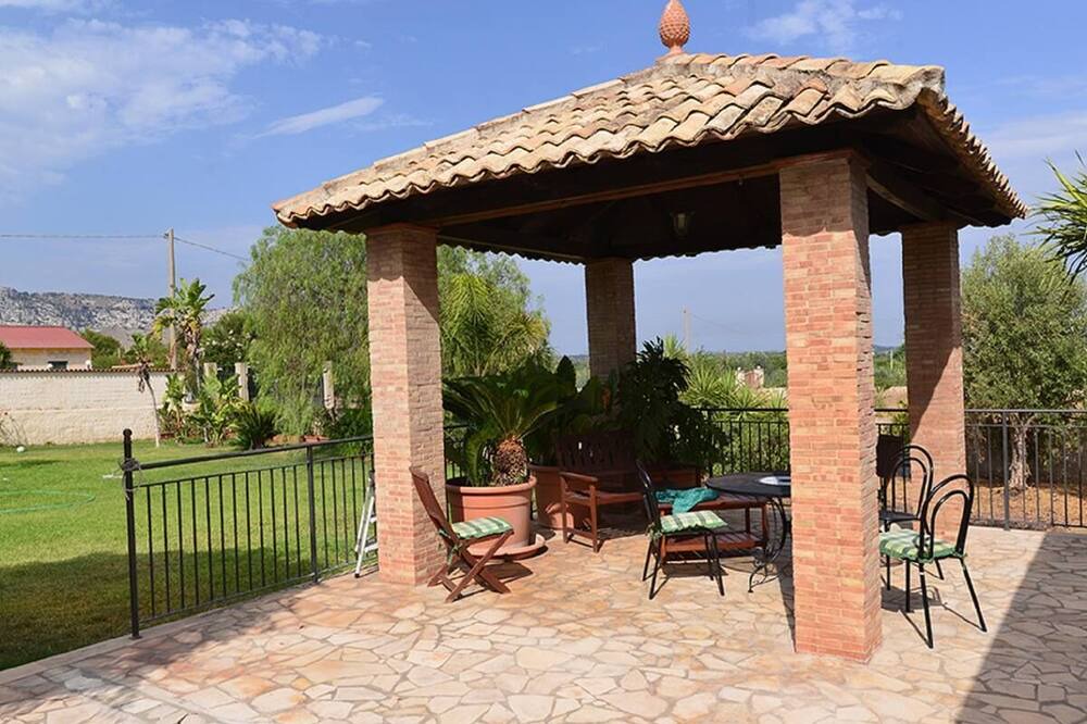 Photo of Patio Balcony in Solarino
