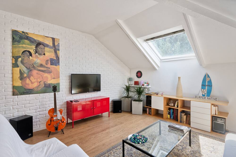 Photo of Livingroom in Cirie