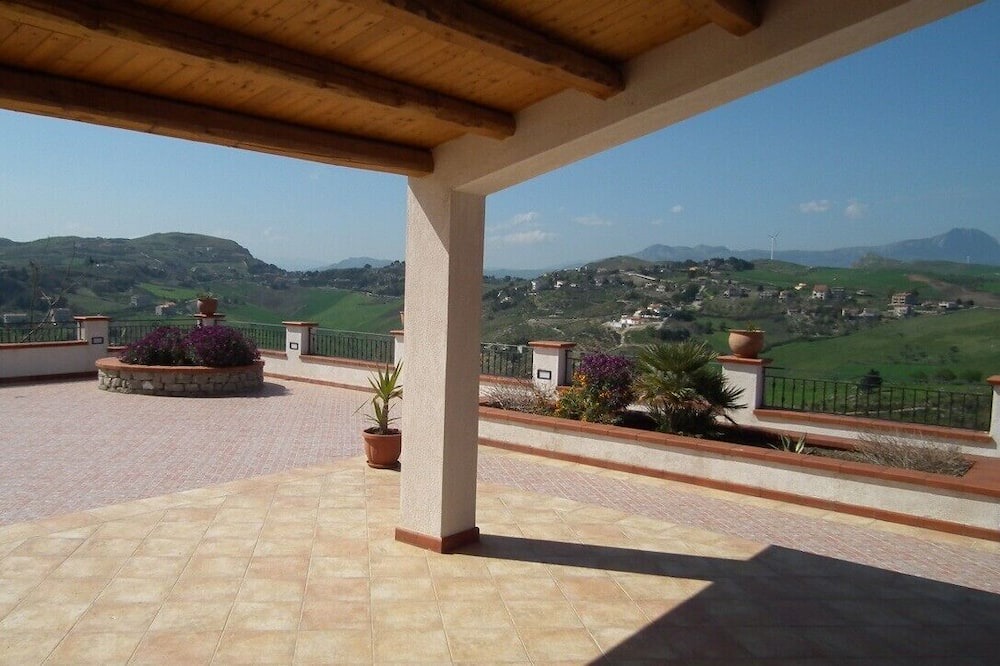 Photo of Patio Balcony in Ciminna