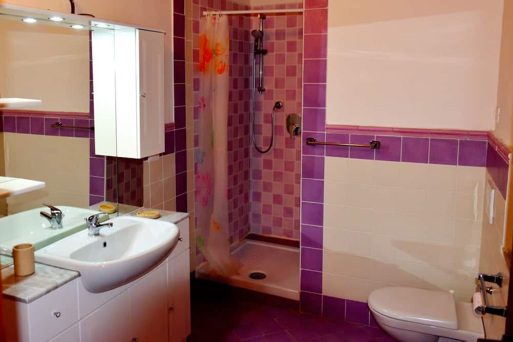 Photo of Bathroom in Lerma