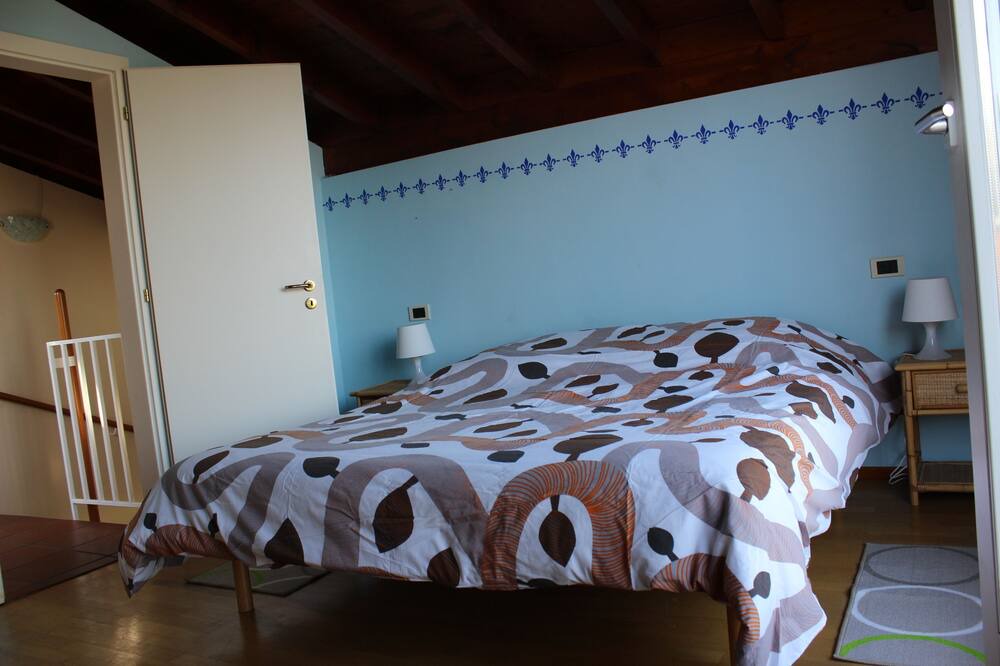 Photo of Bedroom in Marciaga