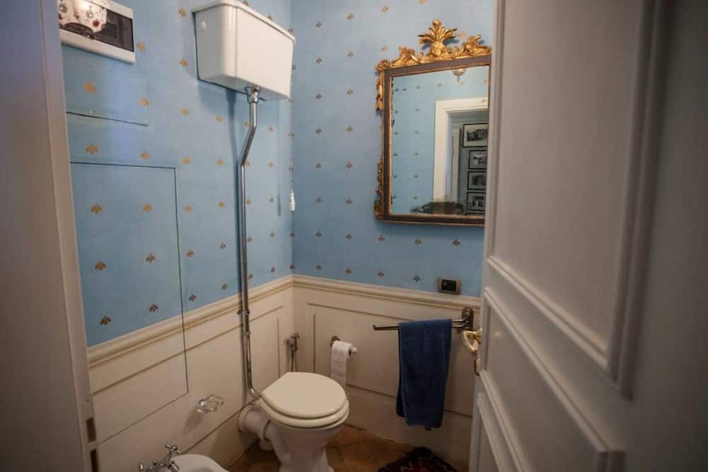 Photo of Bathroom in Massa Castello