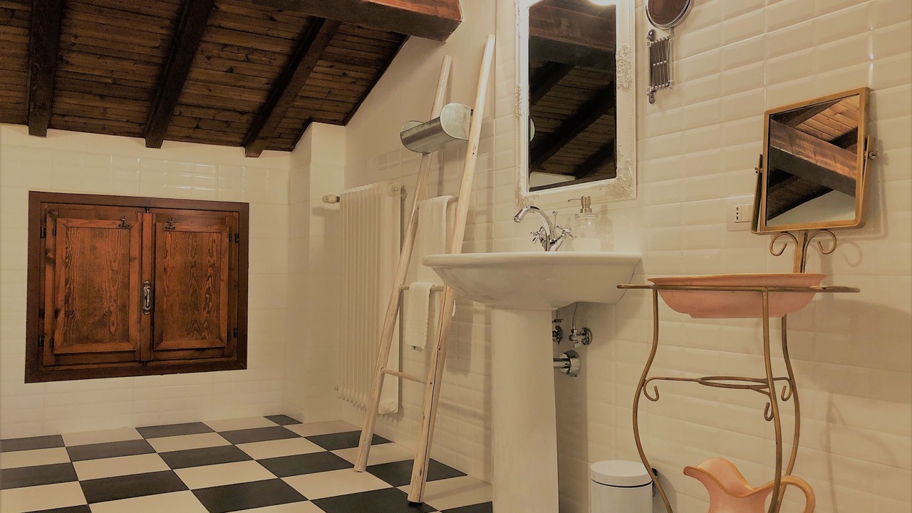 Photo of Bathroom in San Cesario sul Panaro