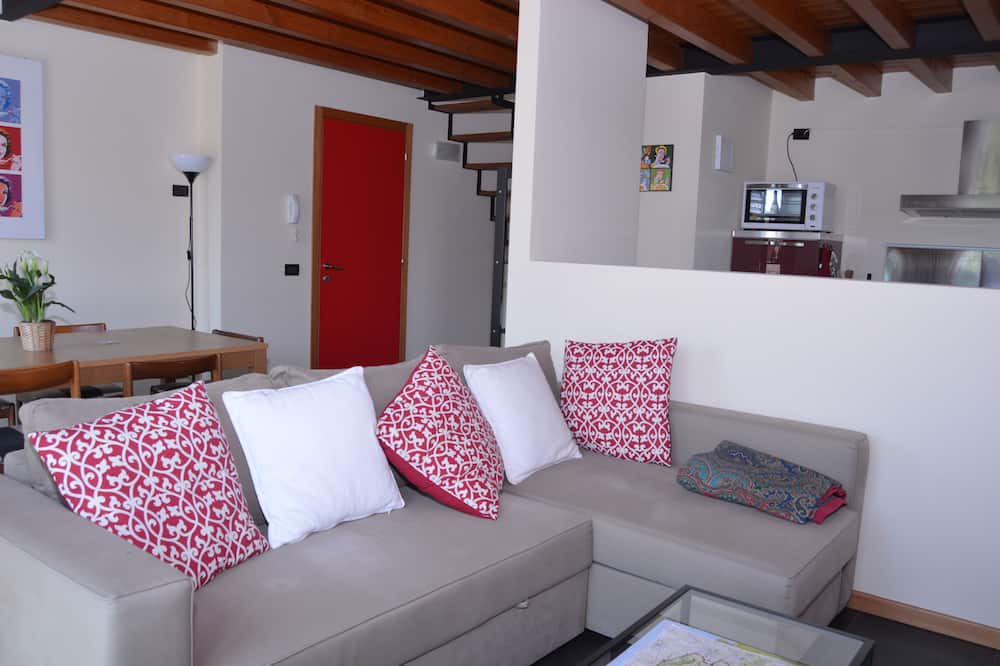 Photo of Livingroom in Torbiato di Adro