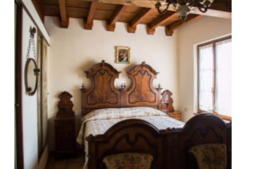 Photo of Bedroom in Gattatico