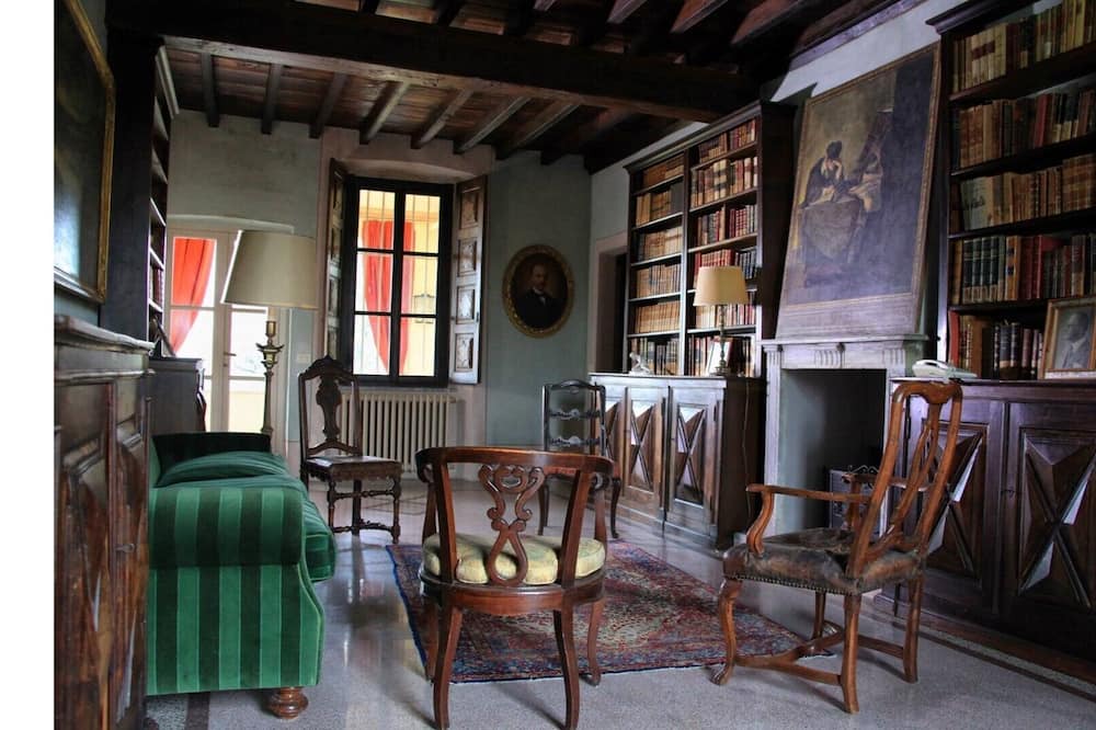 Photo of Livingroom in Madonna dell'Olmo