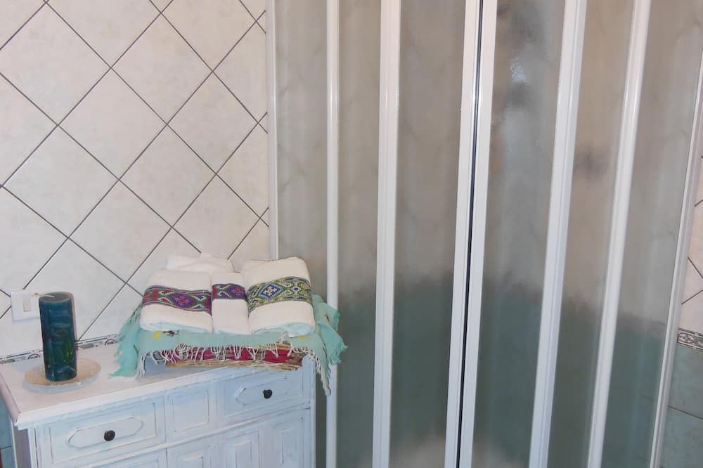 Photo of Bathroom in Camastra