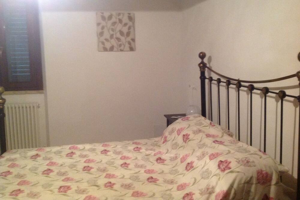 Photo of Bedroom in Falerone