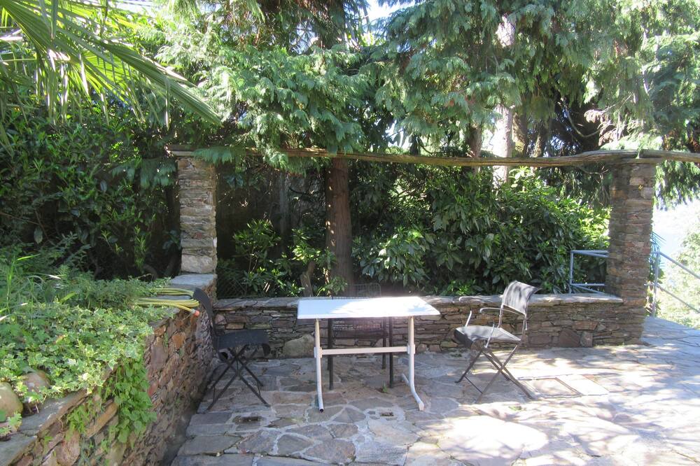 Photo of Patio Balcony in Tronzano Lago Maggiore