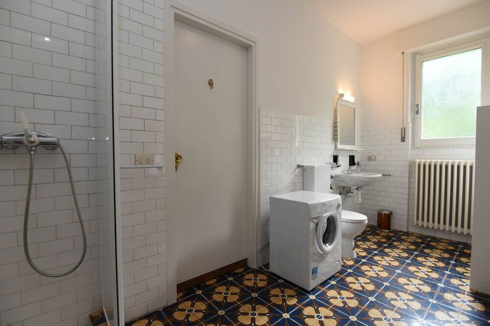 Photo of Bathroom in Tronzano Lago Maggiore
