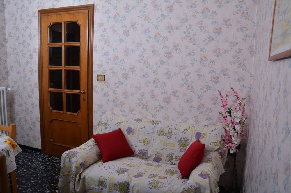 Photo of Bedroom in Quinto al Mare