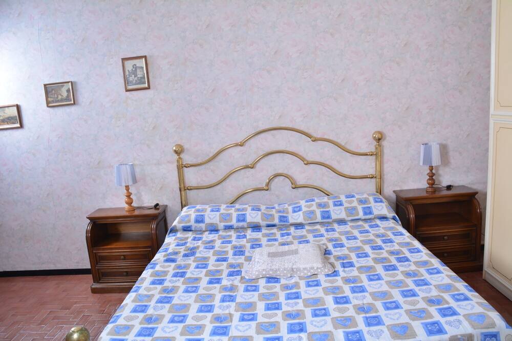 Photo of Bedroom in Quinto al Mare