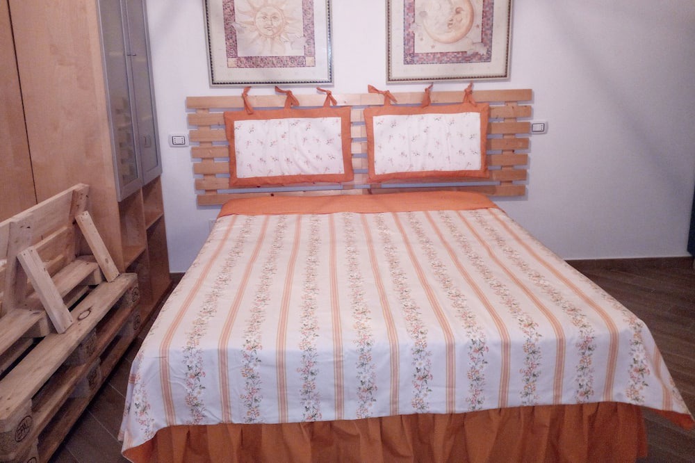 Photo of Bedroom in Lake Garda
