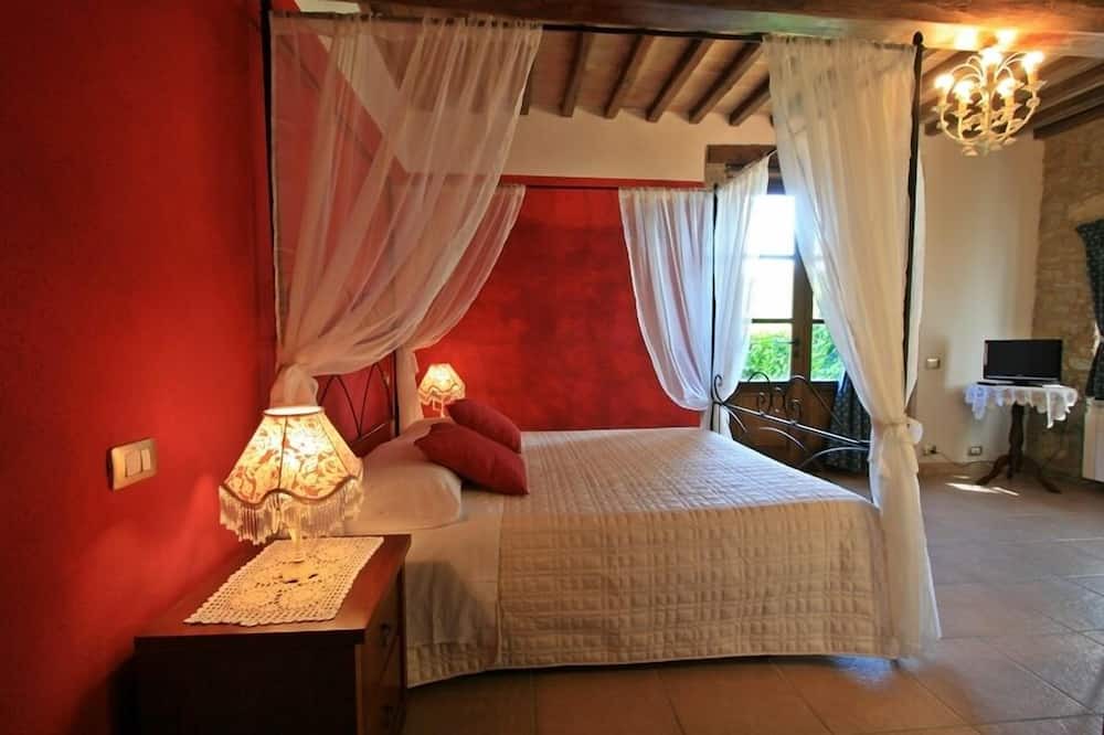 Photo of Bedroom in Radicondoli