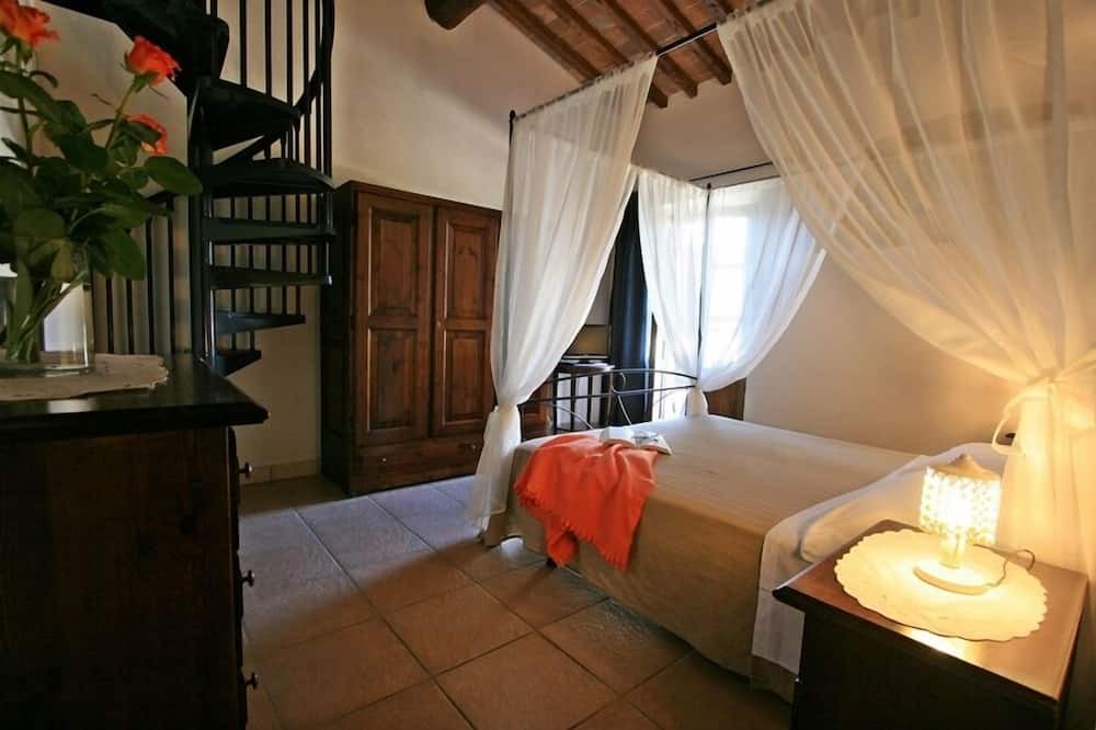 Photo of Bedroom in Radicondoli