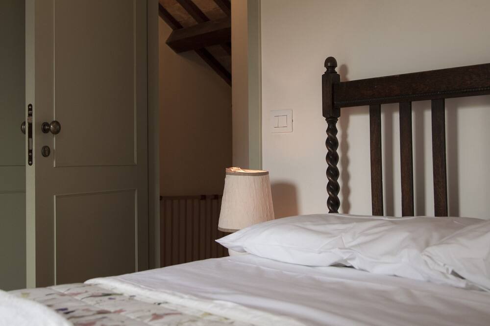 Photo of Bedroom in Amandola