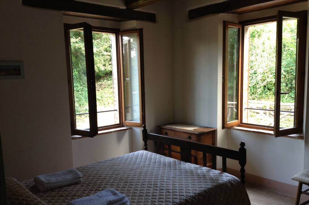 Photo of Bedroom in Amandola
