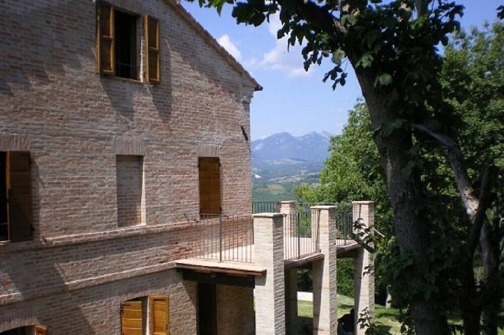 Photo of Outdoor in Amandola