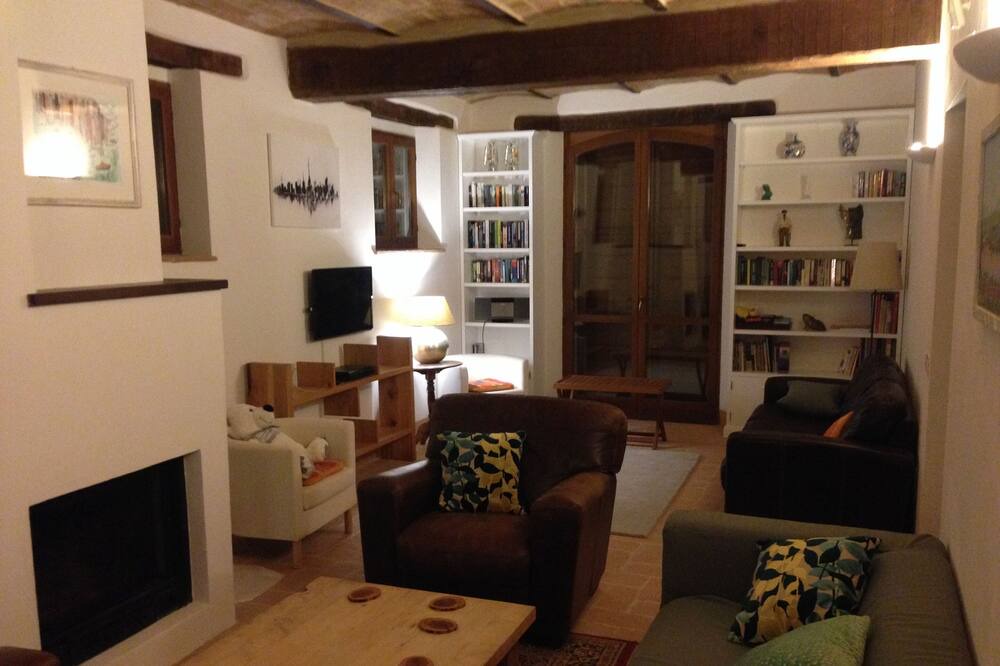 Photo of Livingroom in Amandola
