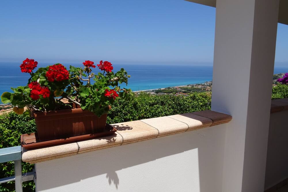Photo of Patio Balcony in Marina di Zambrone