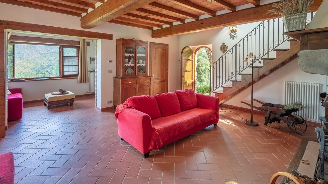 Photo of Livingroom in Molazzana