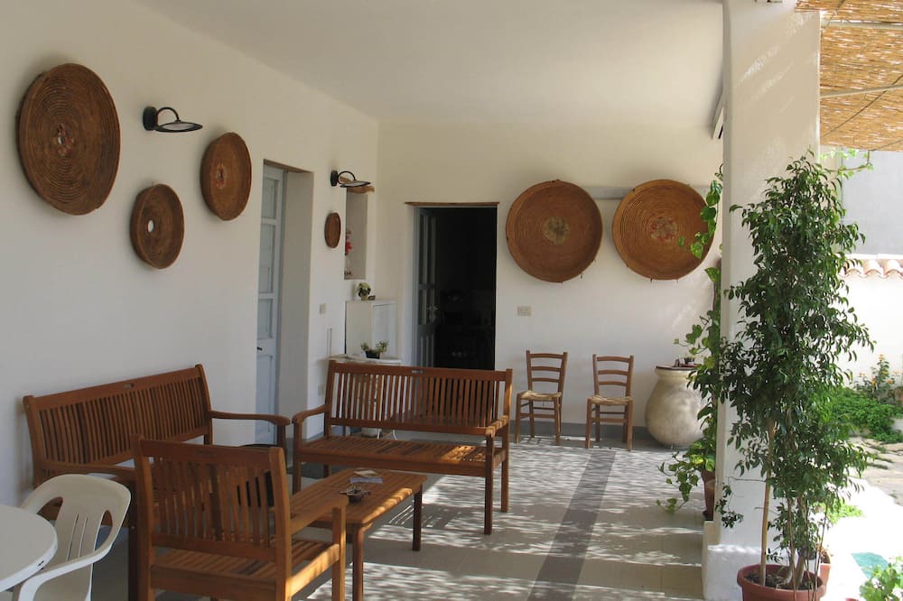 Photo of Livingroom in Mogoro