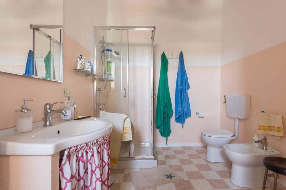 Photo of Bathroom in Mogoro