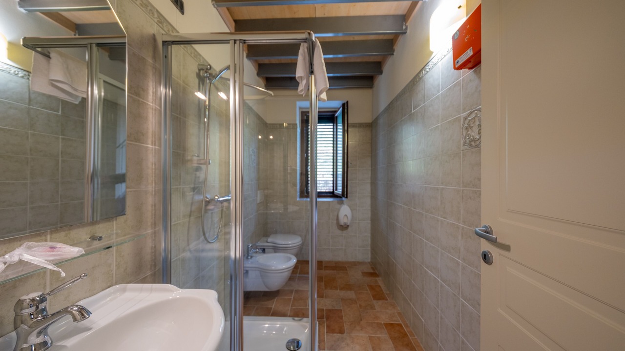 Photo of Bathroom in Camporgiano