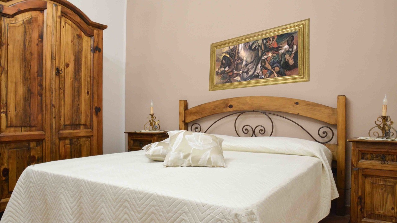 Photo of Bedroom in Montelepre