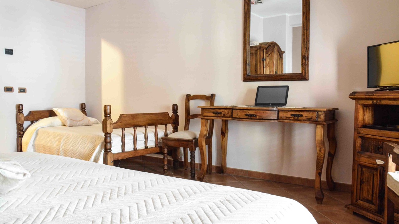 Photo of Bedroom in Montelepre
