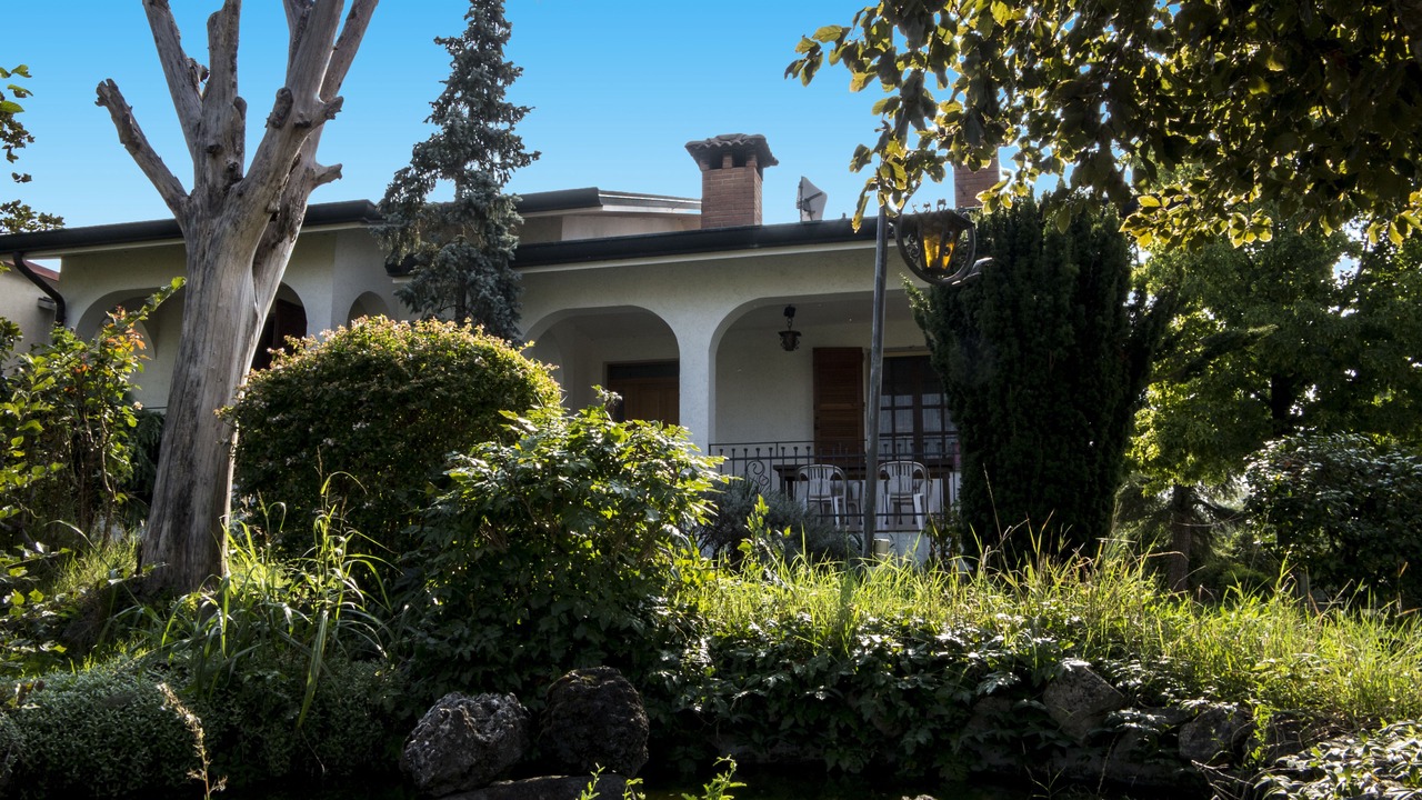 Photo of Outdoor in Berra