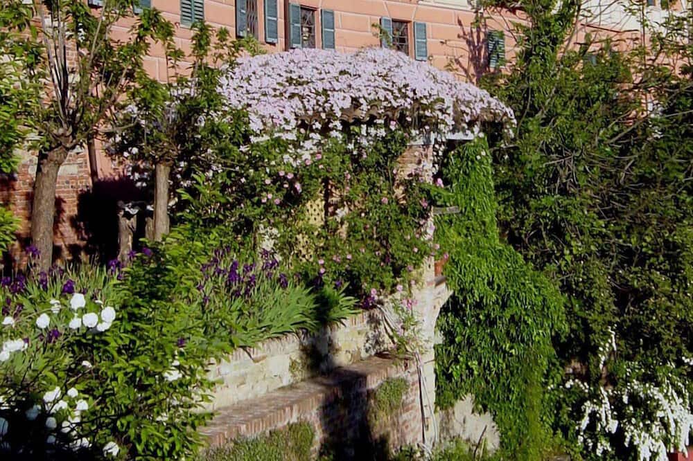 Photo of Outdoor in Carpeneto