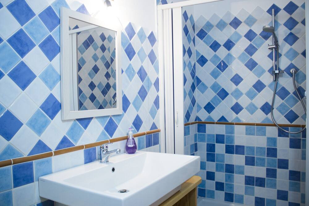 Photo of Bathroom in Ulassai
