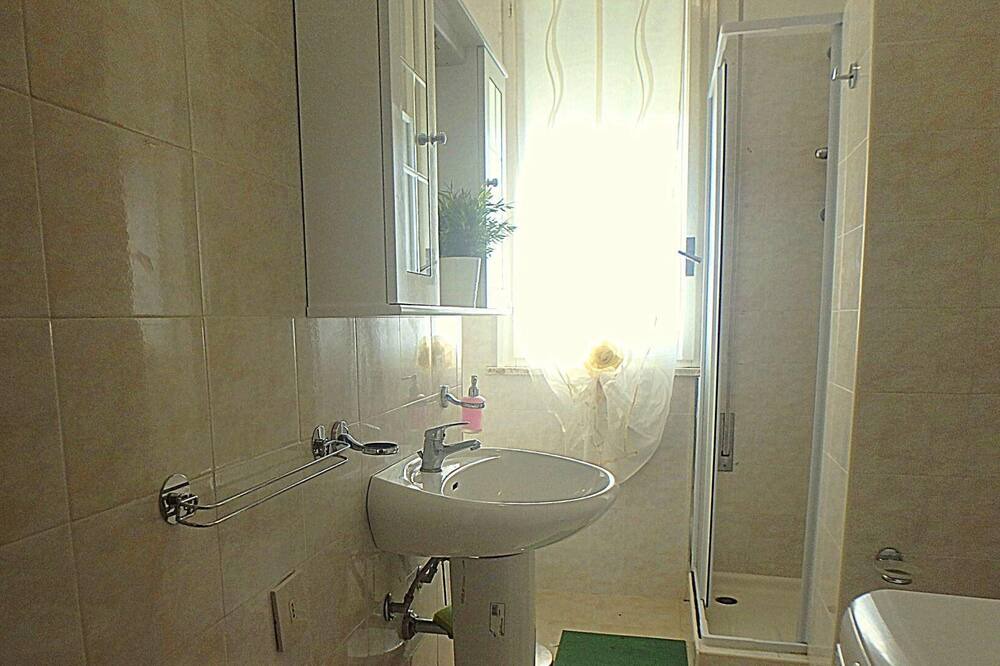 Photo of Bathroom in Lido di Pomposa