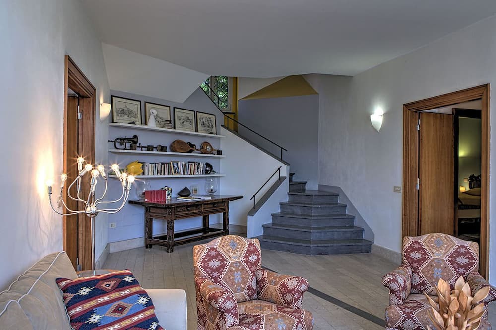 Photo of Livingroom in Zona XLV Castel di Guido