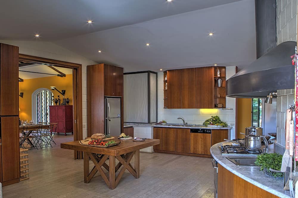 Photo of Kitchen in Zona XLV Castel di Guido