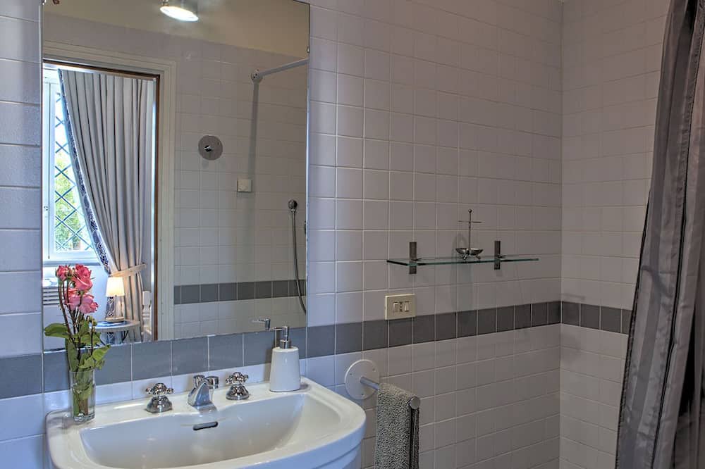 Photo of Bathroom in Zona XLV Castel di Guido