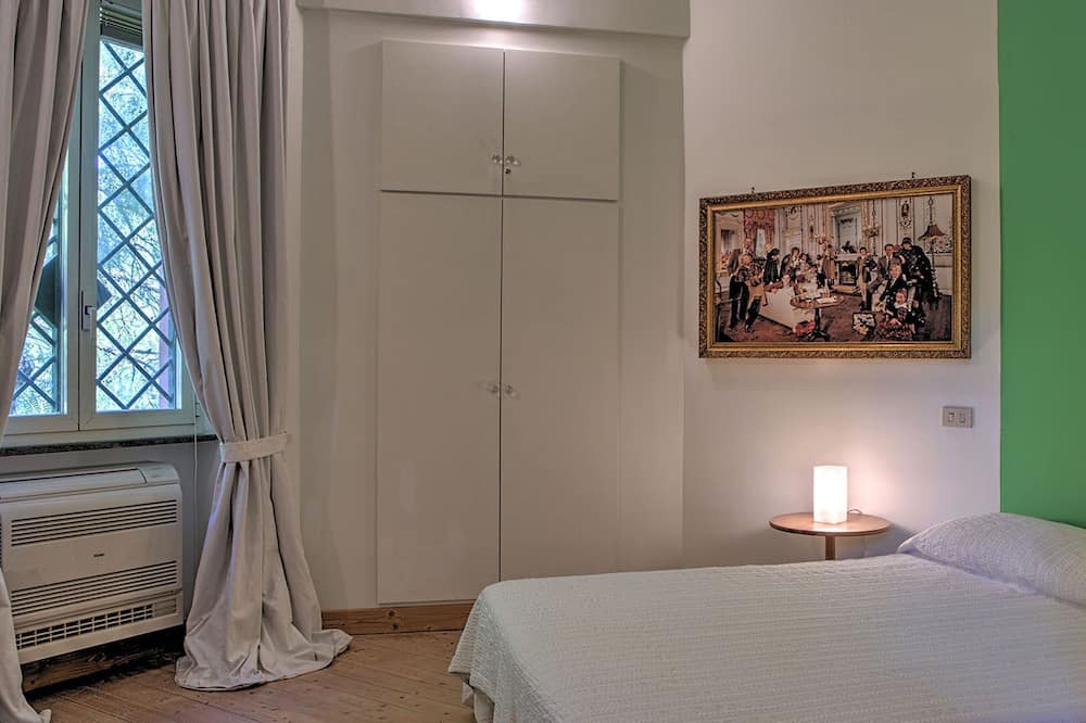 Photo of Bedroom in Zona XLV Castel di Guido