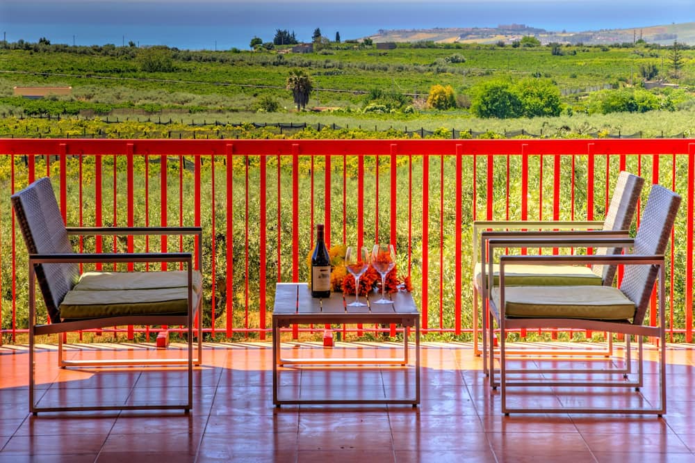 Photo of Patio Balcony in Ribera