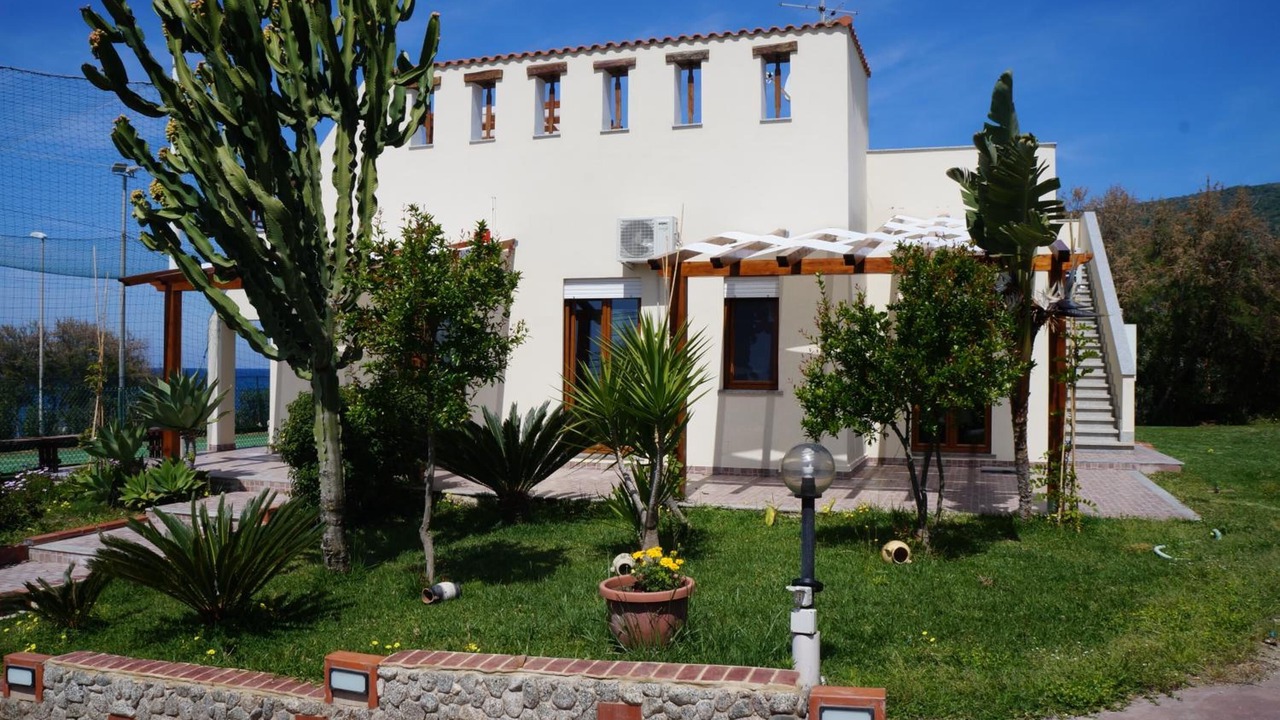 Photo of Outdoor in Joppolo