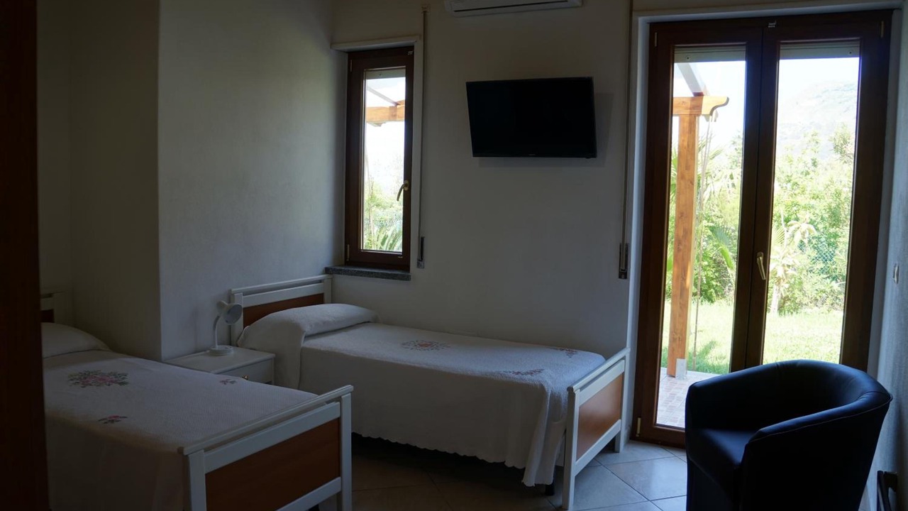 Photo of Bedroom in Joppolo