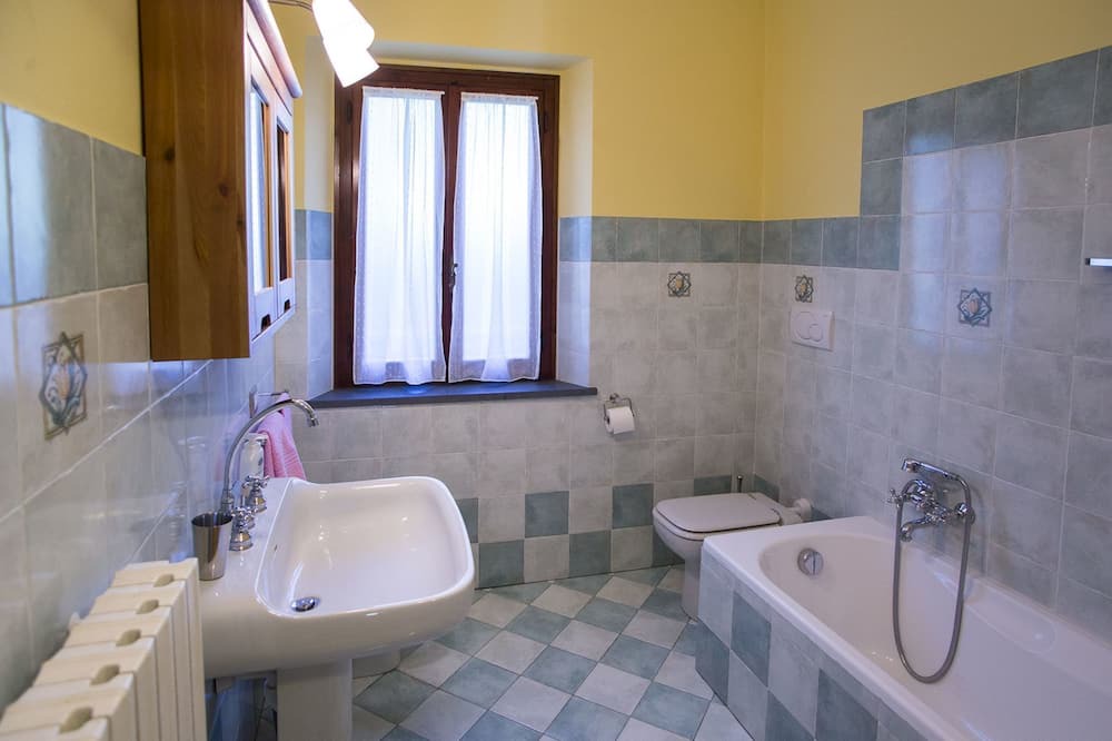 Photo of Bathroom in Larciano