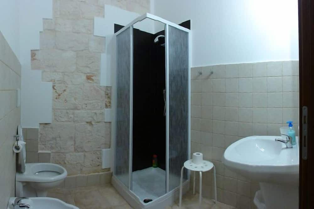 Photo of Bathroom in Alcanterini