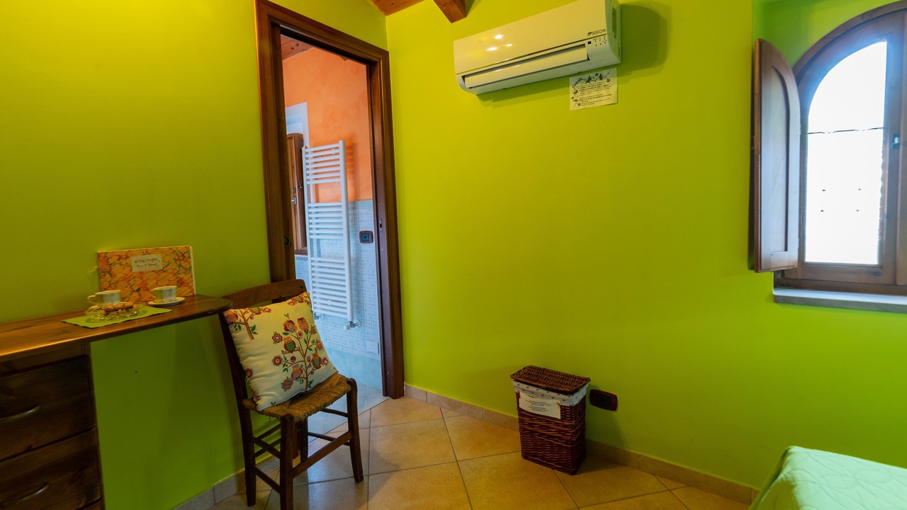 Photo of Bedroom in Laureana Cilento