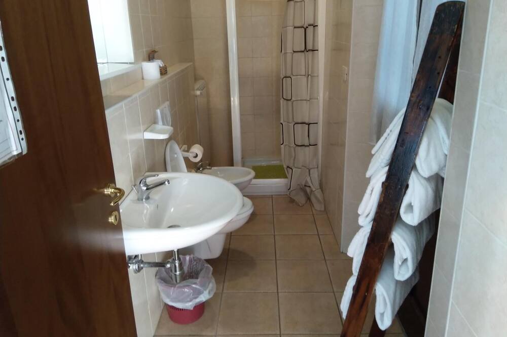 Photo of Bathroom in Buscate