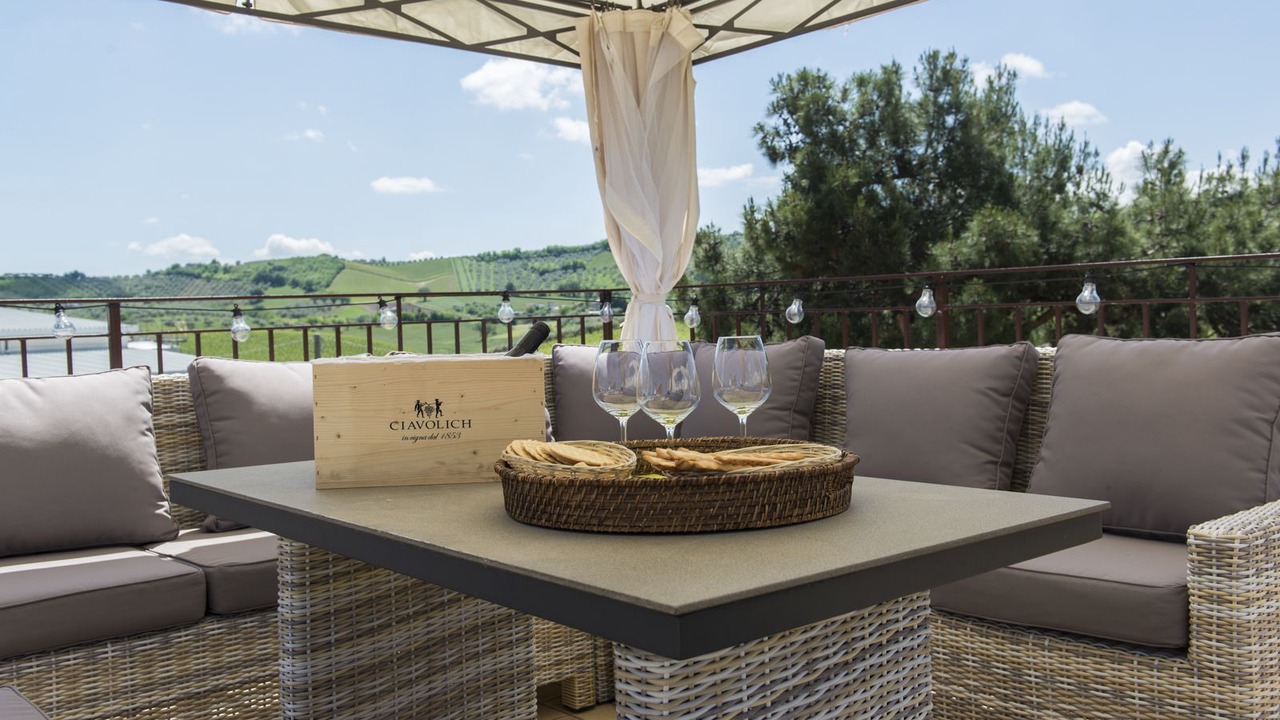 Photo of Patio Balcony in Loreto Aprutino