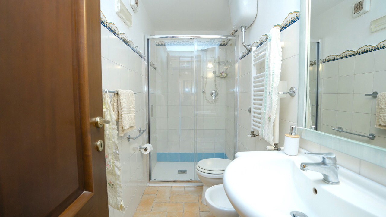 Photo of Bathroom in Campinola